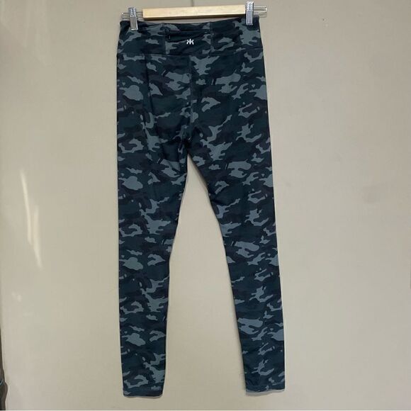 Kyodan Grey Camo Hi Rise Athleisure Leggings Womens Size S/M - Picture 2 of 6